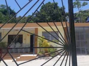 volunteer living and housing